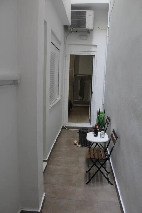 Ranias'S House 2 Apartment Пирея Екстериор снимка