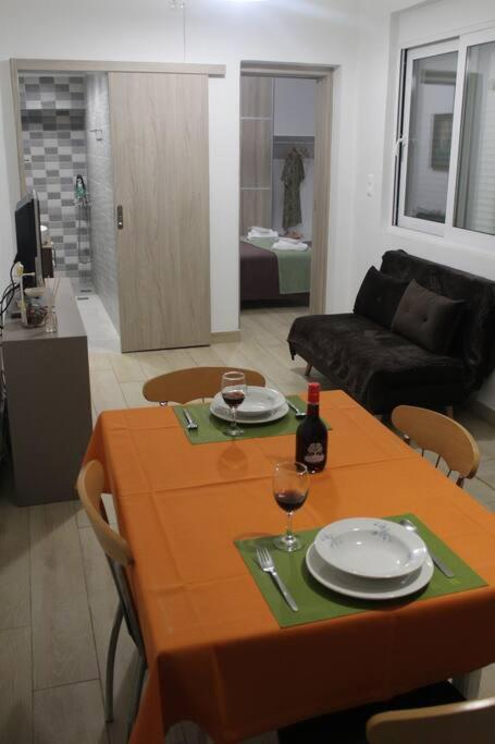 Ranias'S House 2 Apartment Пирея Екстериор снимка