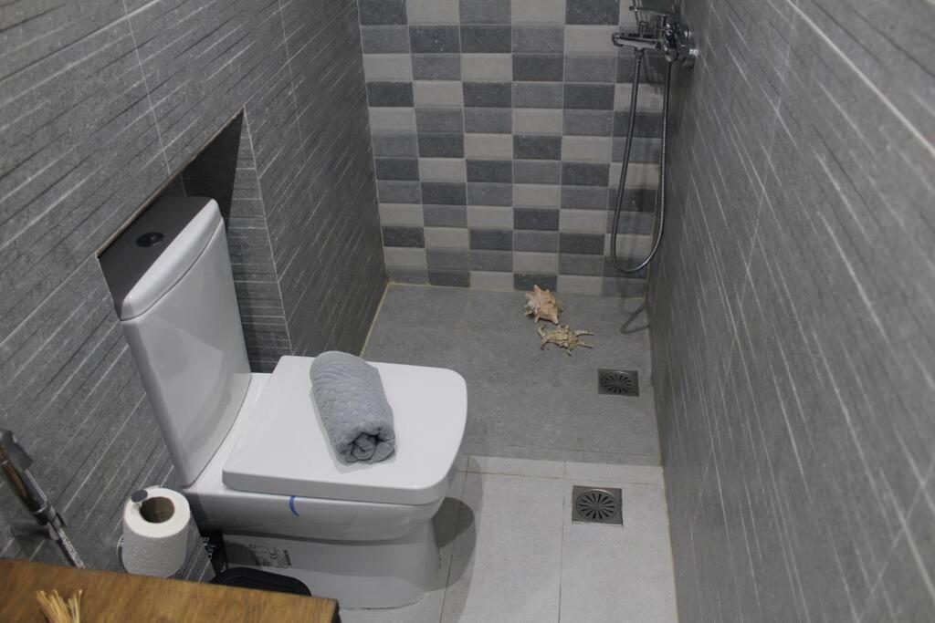 Ranias'S House 2 Apartment Пирея Екстериор снимка